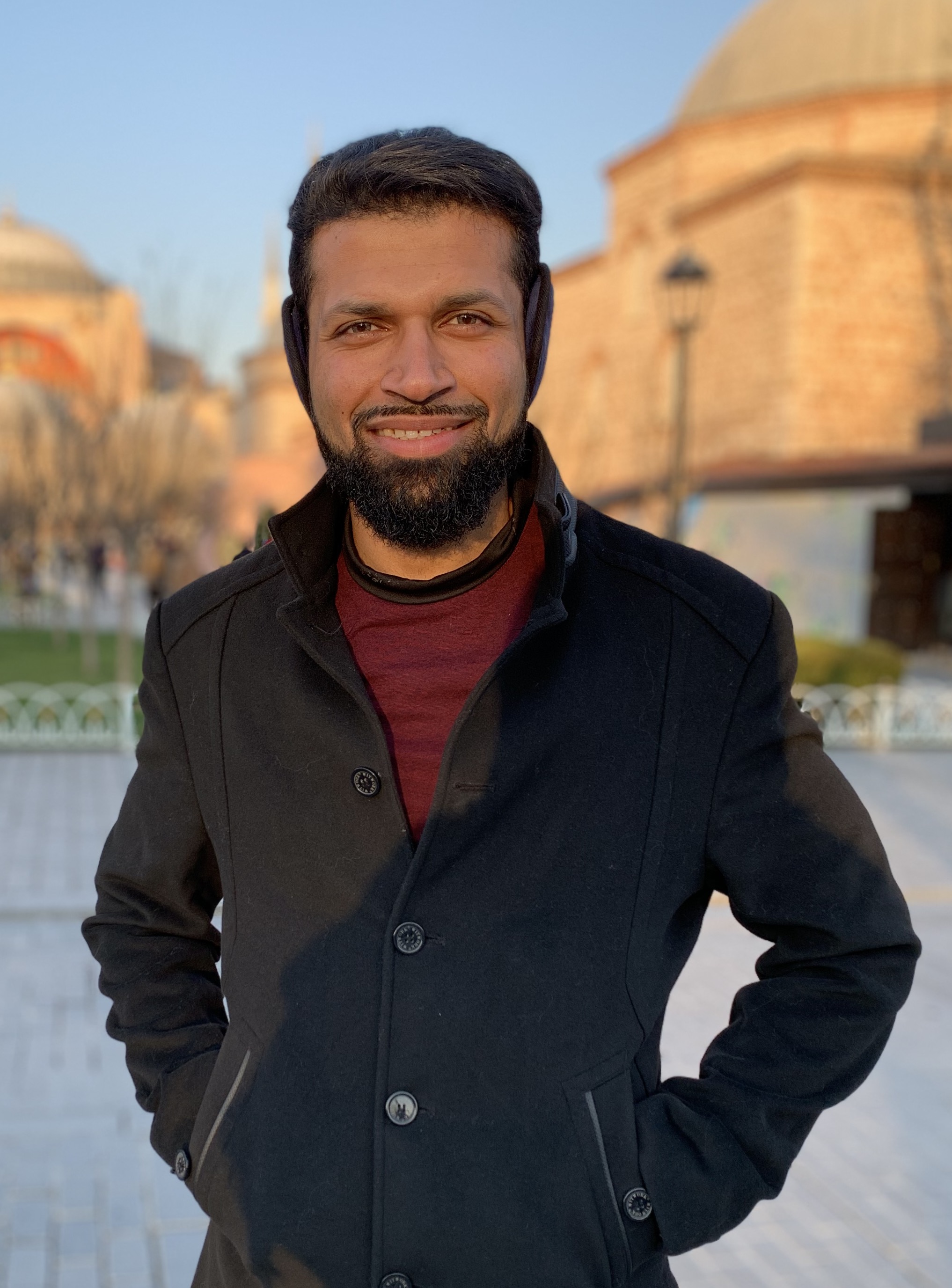 a picture of Misbah Syed